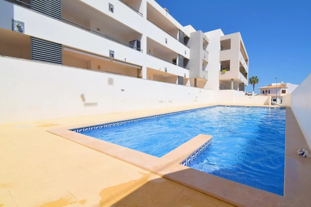 Perfect New Apartment In Albufeira contacts